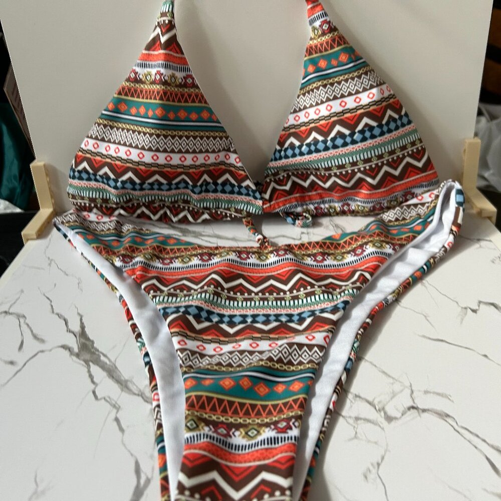 Womens 3-Piece Swimsuit Large with Wraparound Aztec Design